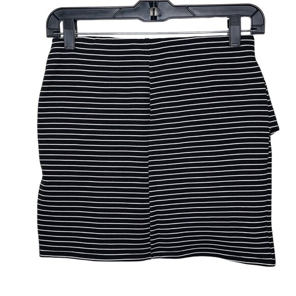 Zara Skirt Womens Small Mini Stretch Ruffles Pull On Striped Black White Casual - Picture 7 of 11